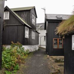 Spazieren Sie durch den ältesten Teil von Torshavn, Tinganes