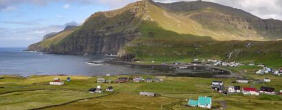 Die Ortschaft Famjin liegt an der Westküste von Suduroy auf den Färöer Inseln