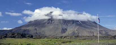 Majestätischer Tafelvulkan Herdubreid im isländischen Hochland