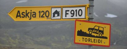 Urlaub in Island: Straßenschild entlang der Sprengisandur Hochlandpiste