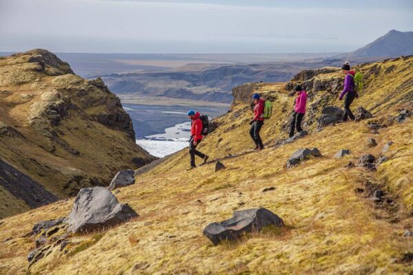 Wandern abseits der üblichen Pfade beim Gletscher Solheimajökull (c) Björgvin Hilmarsson